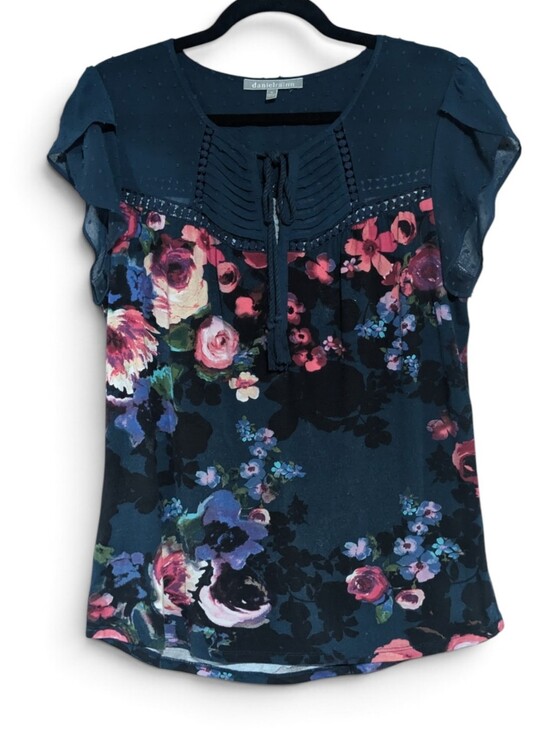 Daniel Rainn Tops - 🌸 Daniel Rainn Floral Teal Swiss Dot Yoke Blouse Medium Short Sleeve 🌸